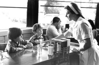 Radio Flyer still 5