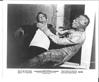 Frankenstein Meets the Space Monster still 8
