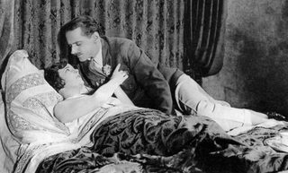 The Pleasure Garden still 8