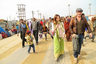Un + une still 1