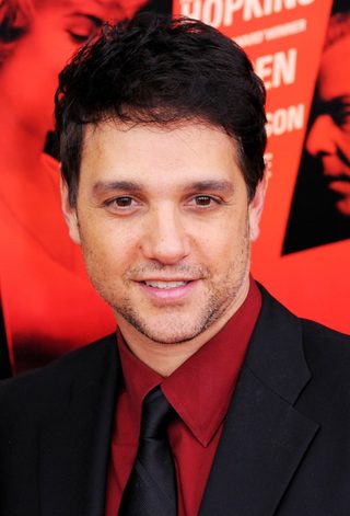 Ralph Macchio, photo 1 of 3