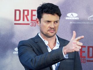 Karl Urban, photo 2 of 3