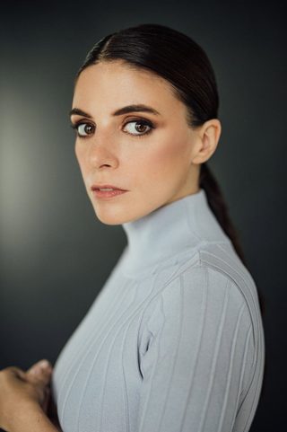 Erin Agostino, photo 1 of 3
