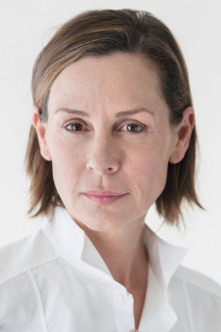 Embeth Davidtz, photo 3 of 3
