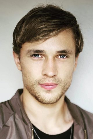 William Moseley, photo 3 of 3