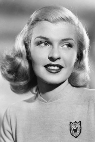 Peggy Knudsen, photo 1 of 3