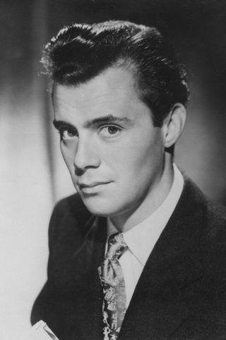 Dirk Bogarde, photo 1 of 3