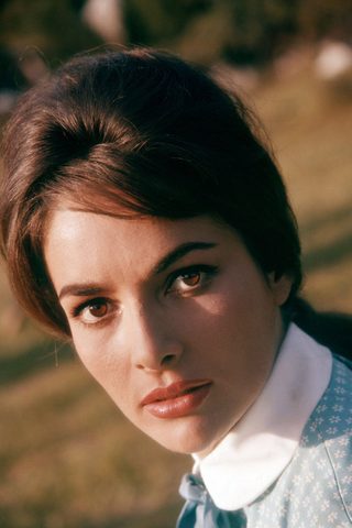 Karin Dor, photo 3 of 3
