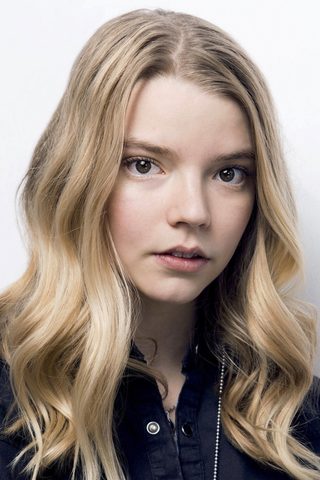 Anya Taylor-Joy, photo 1 of 3