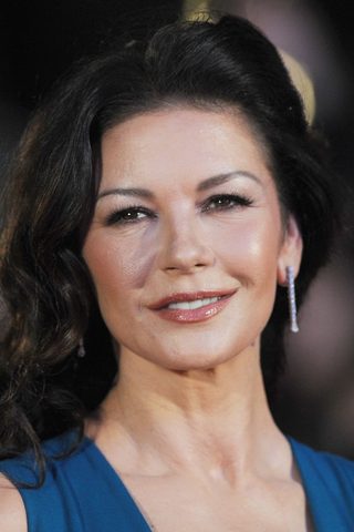 Catherine Zeta-Jones, photo 3 of 3