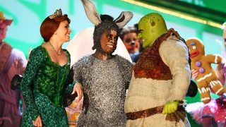 Shrek the Musical still 4