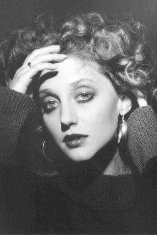 Carol Kane, photo 2 of 3