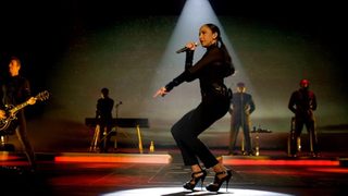 Sade : Bring Me Home still 8