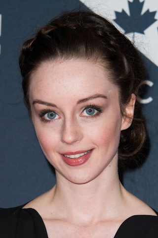 Kacey Rohl, photo 3 of 3