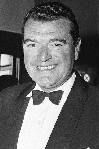 Jack Hawkins, photo 2 of 3