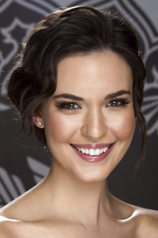Odette Annable, photo 1 of 3