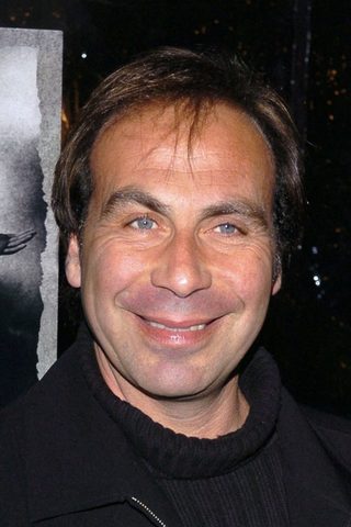 Taylor Negron, photo 2 of 3