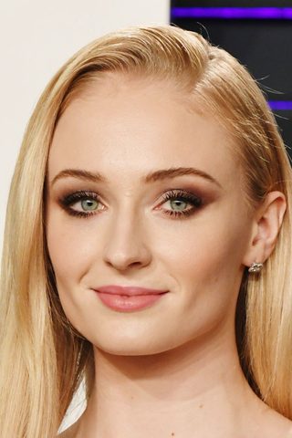 Sophie Turner, photo 3 of 3