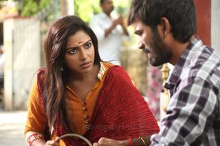 Velaiyilla Pattathari still 3