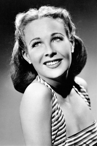 Wendy Barrie, photo 3 of 3