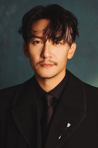 Chen Chang, photo 1 of 3