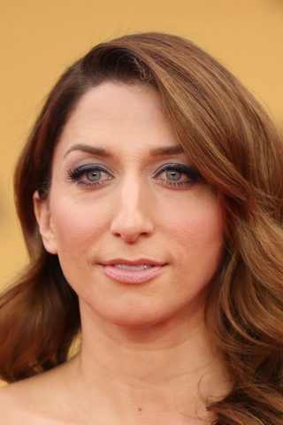 Chelsea Peretti, photo 1 of 3