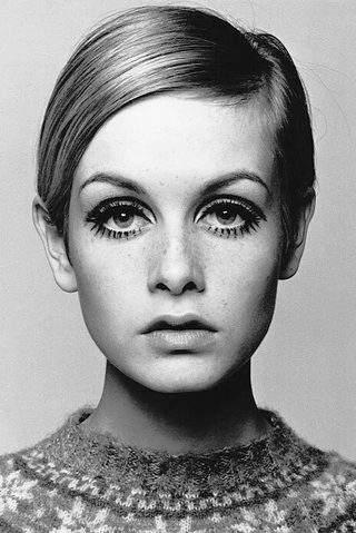 Twiggy, photo 3 of 3