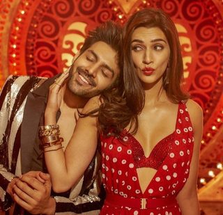 Luka Chuppi still 4