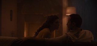 Housewife still 6