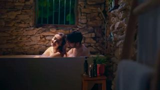 Cinta Tak Pernah Tepat Waktu still 7