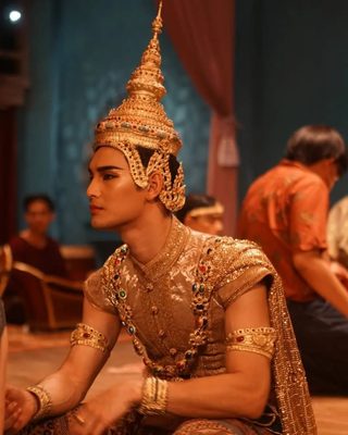 ManSuang still 6
