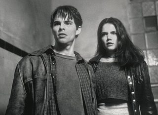 Disturbing Behavior still 3