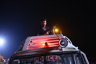 Miruthan still 4