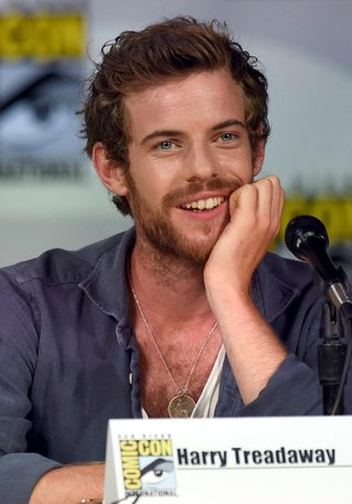Harry Treadaway, photo 3 of 3