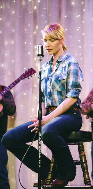 Jackie & Ryan still 8