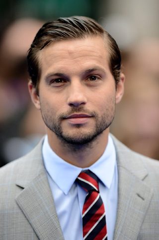 Logan Marshall-Green, photo 1 of 3