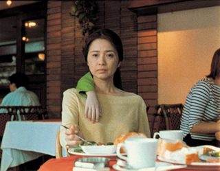 Séance still 8