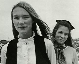 Women of '69, Unboxed still 2