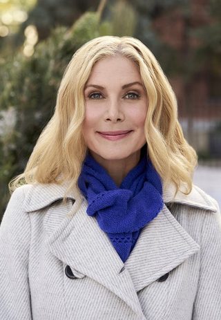 The Christmas Club still 5