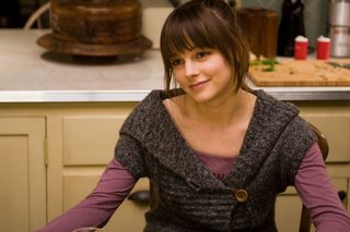 Edge of Darkness still 5