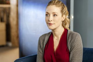 Angel of Christmas still 3