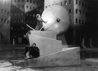 Metropolis still 3