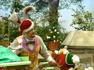 Sesame Street: Elmo Saves Christmas still 6