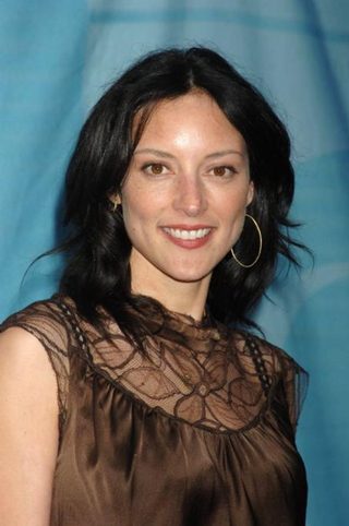 Lola Glaudini, photo 2 of 3
