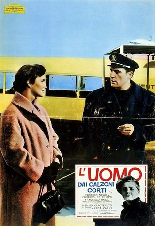 L'uomo dai calzoni corti still 3