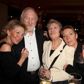 Echte Wiener 2 - Die Deppat'n und die Gspritzt'n still 5