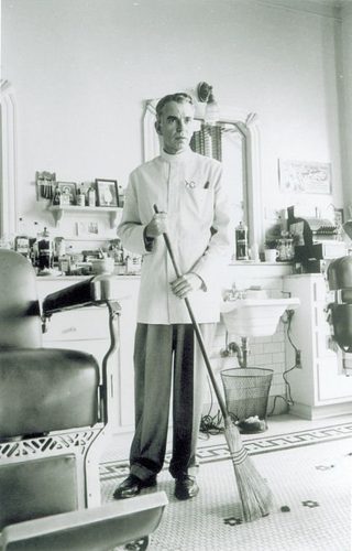 The Man Who Wasn't There still 4