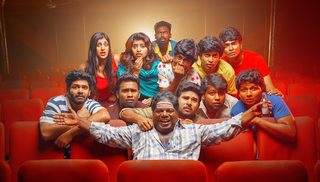Odavum Mudiyadhu Oliyavum Mudiyadhu still 7