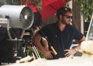 Tetro Rouge still 1