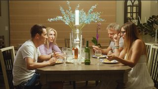 Holistay still 3